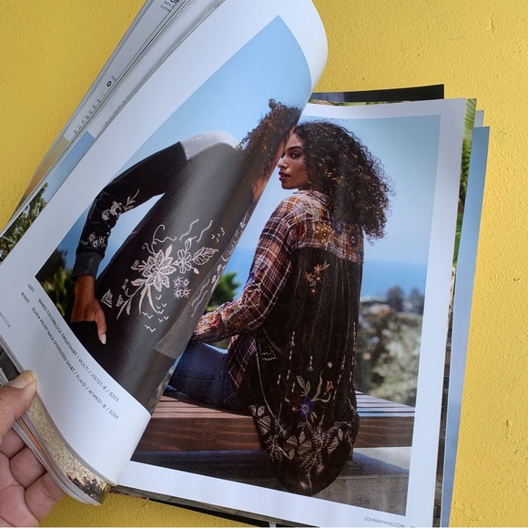 JOHNNY WAS catalog collection 2021-2023 12 magazines paper reading fashion OS - Picture 14 of 16